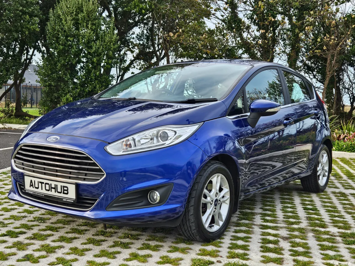 Ford Fiesta Hatchback, Petrol, 2016, Blue