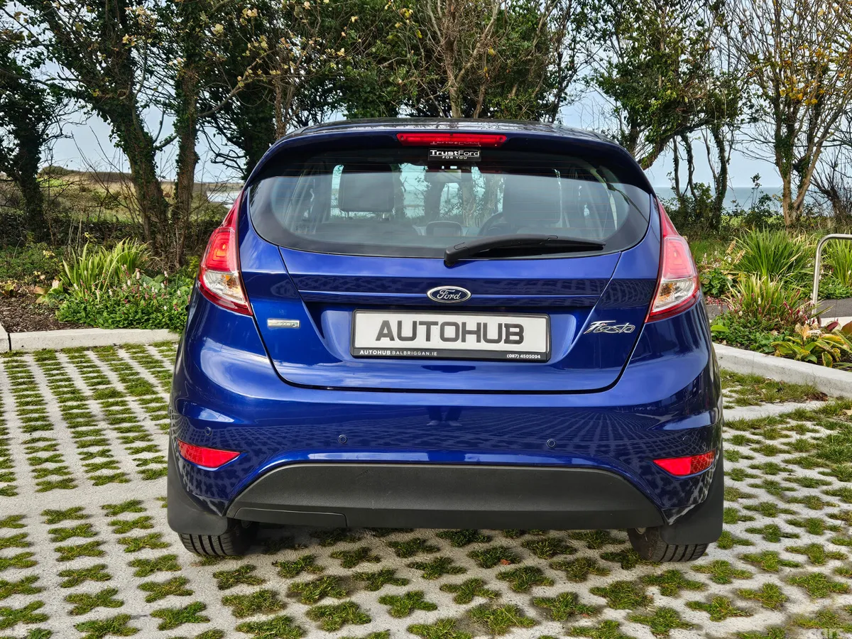 Ford Fiesta Hatchback, Petrol, 2016, Blue