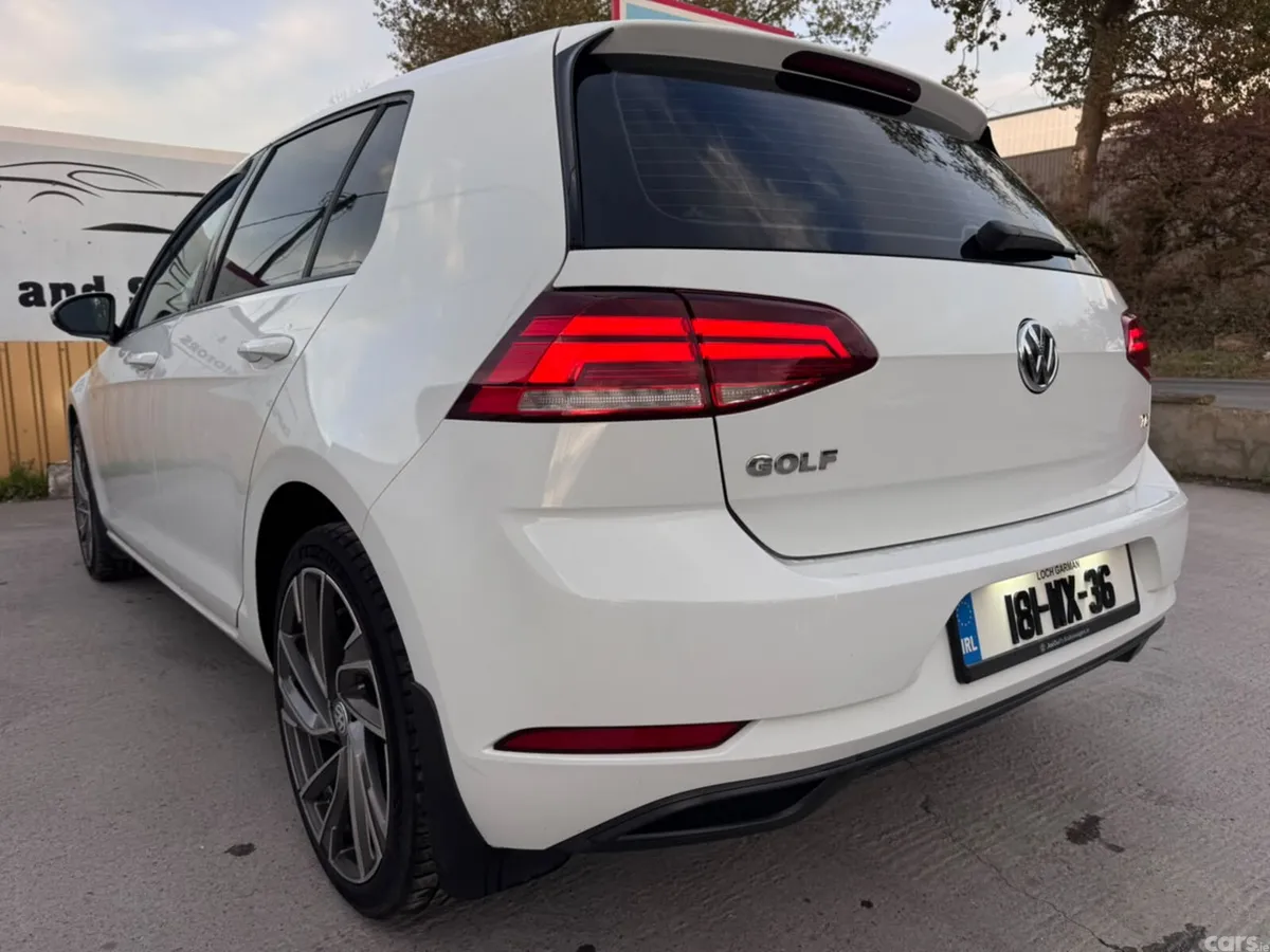 Volkswagen Golf Estate, Diesel, 2018, White