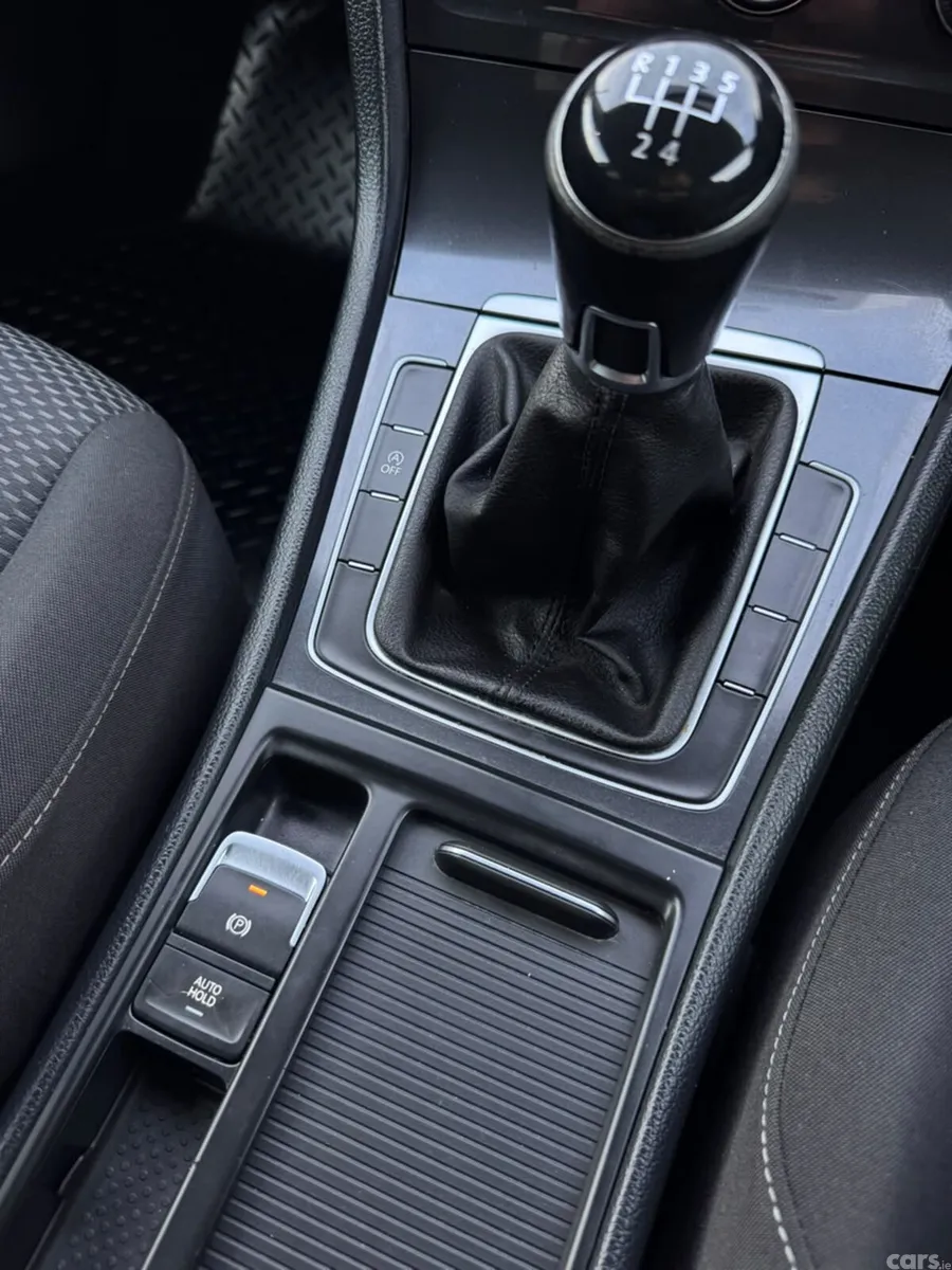 Volkswagen Golf Estate, Diesel, 2018, White