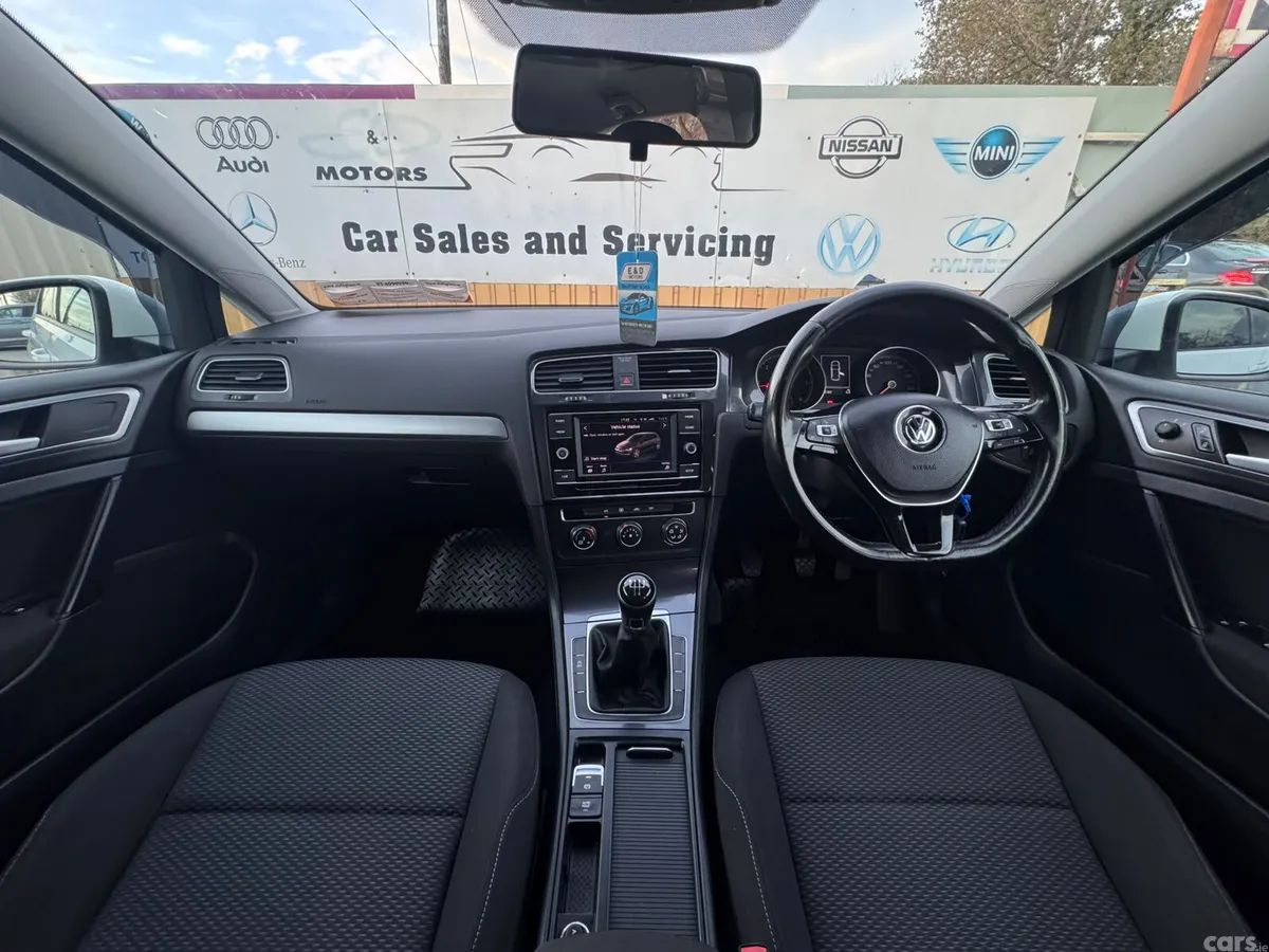 Volkswagen Golf Estate, Diesel, 2018, White