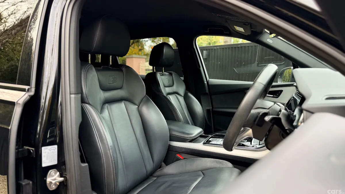 Audi Q7 SUV, Petrol Plug-in Hybrid, 2022, Black