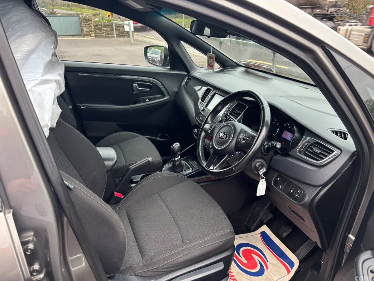Kia Carens MPV, Diesel, 2017, Grey