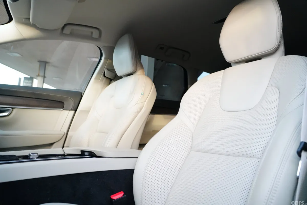 Volvo V90 Estate, Diesel, 2019, White