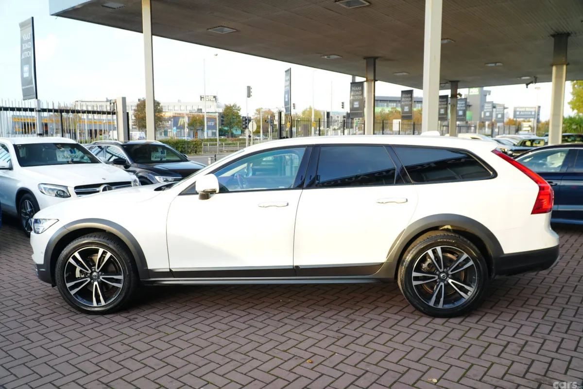 Volvo V90 Estate, Diesel, 2019, White