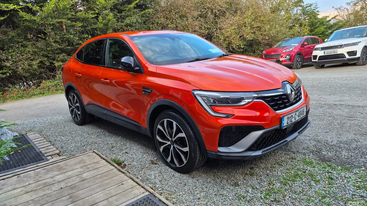 Renault Arkana Hatchback, Petrol, 2021, Orange