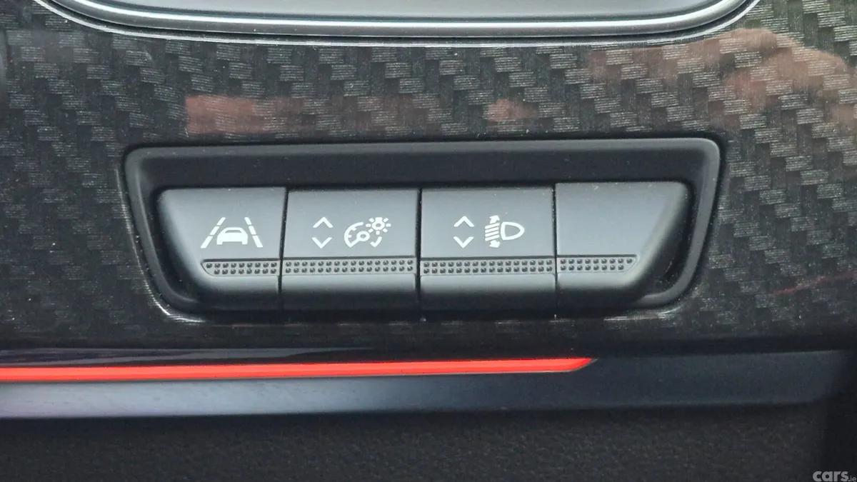 Renault Arkana Hatchback, Petrol, 2021, Orange