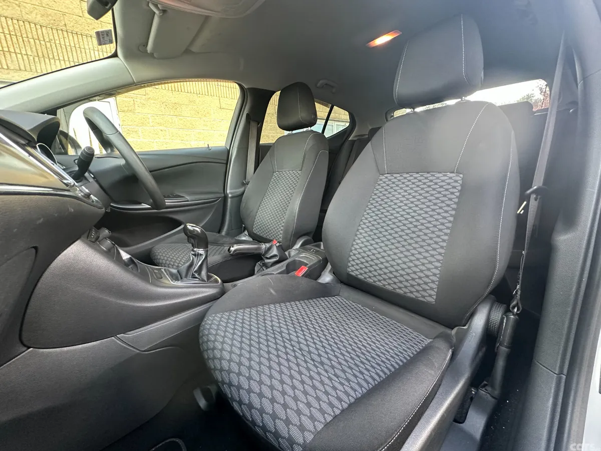 Opel Astra Hatchback, Diesel, 2017, Grey