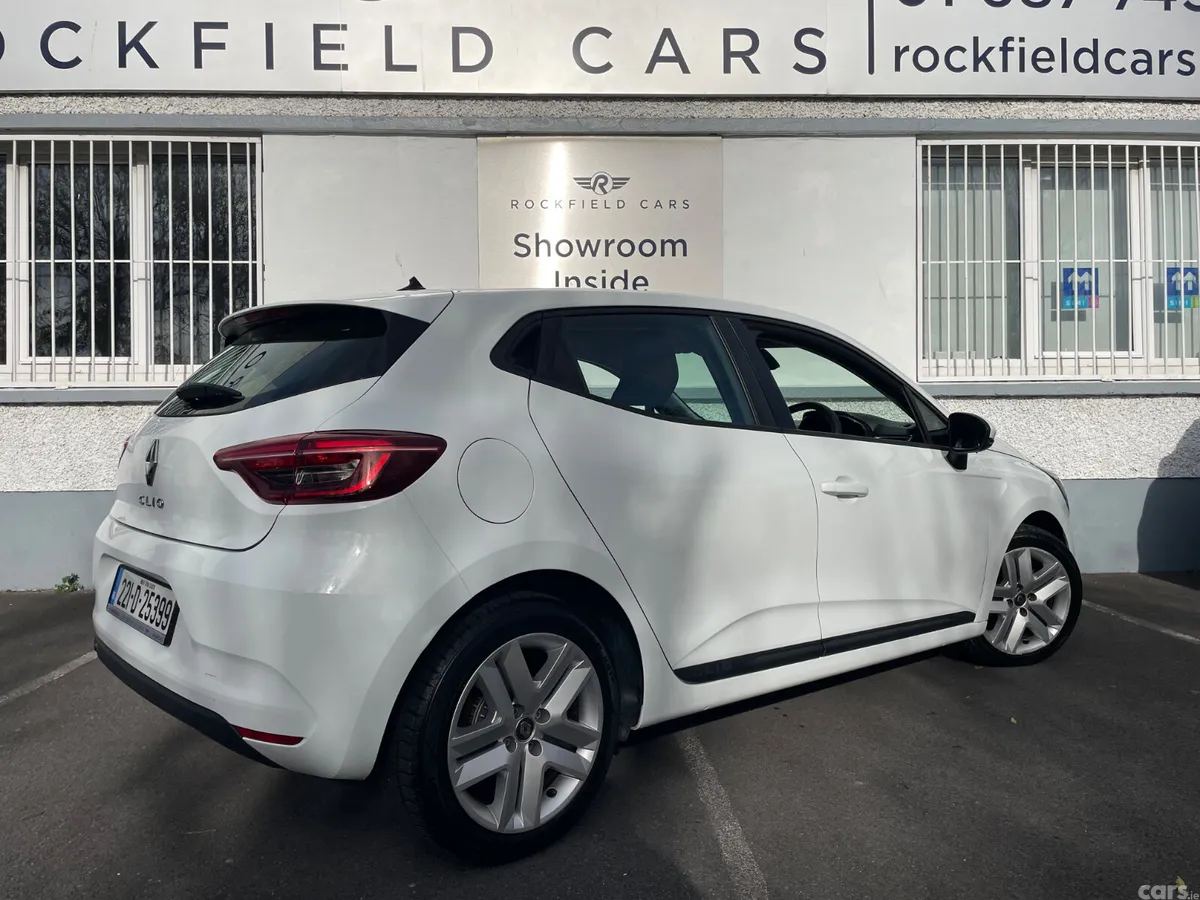 Renault Clio Hatchback, Petrol, 2022, White