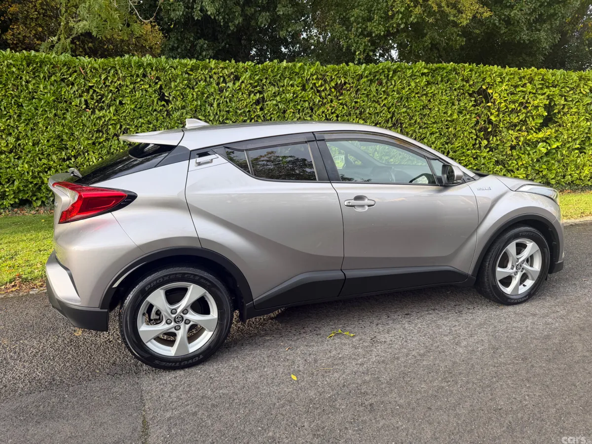 Toyota C-HR SUV, Petrol Hybrid, 2017, Beige