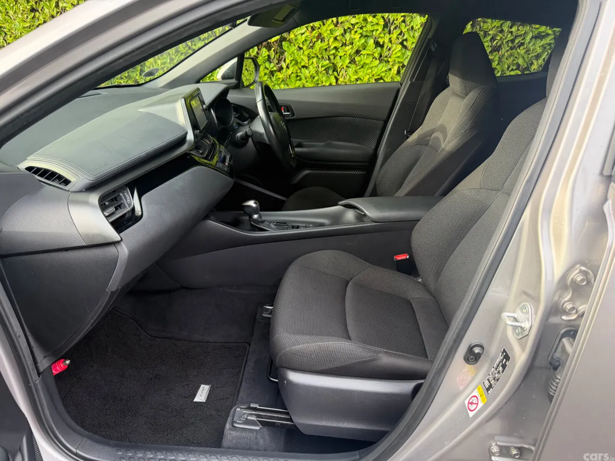 Toyota C-HR SUV, Petrol Hybrid, 2017, Beige