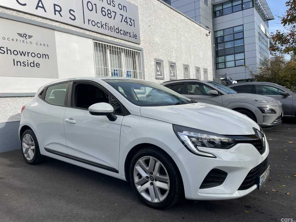 Renault Clio Hatchback, Petrol, 2022, White
