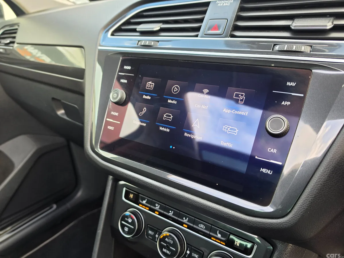 Volkswagen Tiguan SUV, Diesel, 2019, Grey