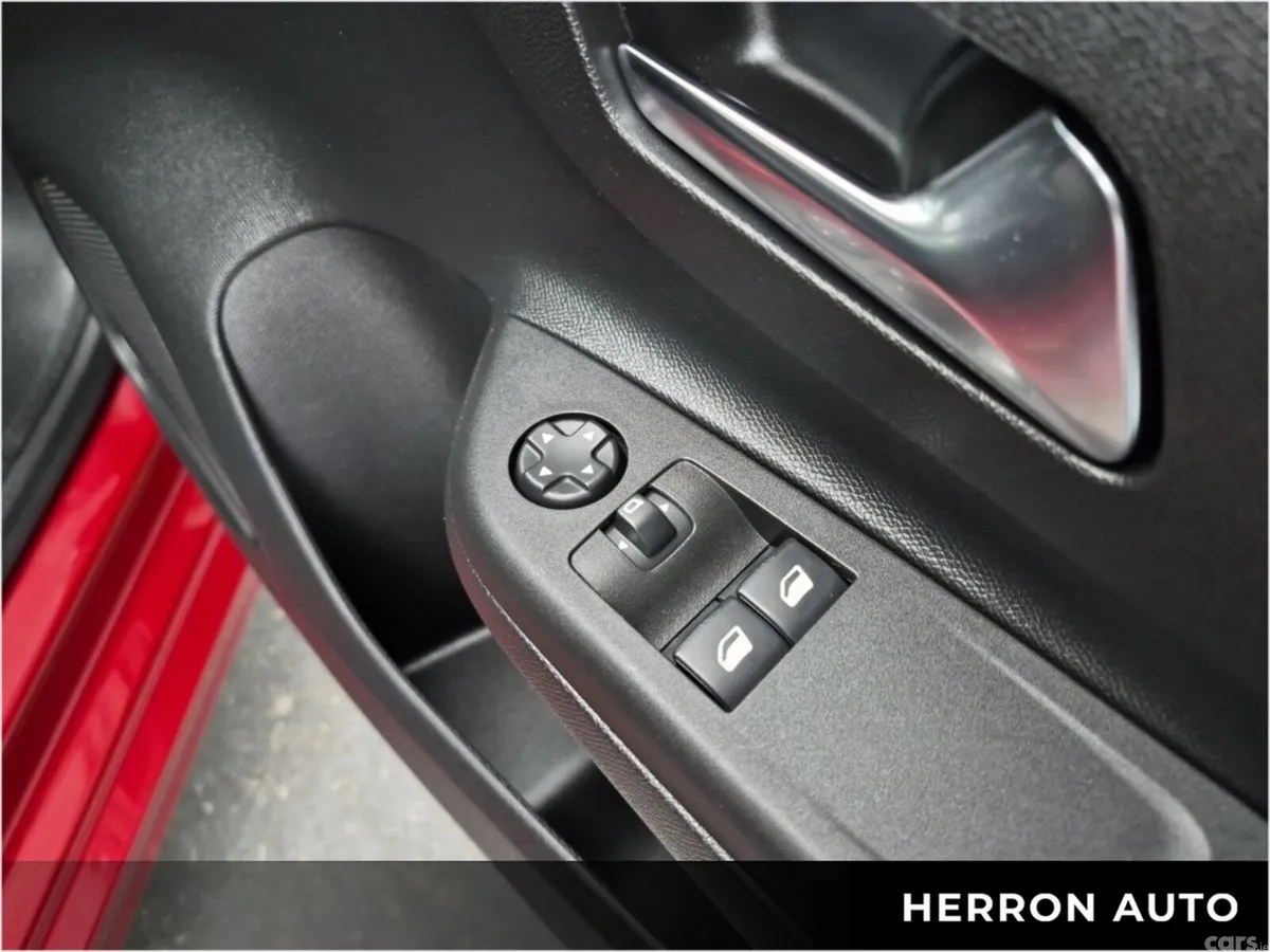 Opel Corsa Hatchback, Petrol, 2021, Red
