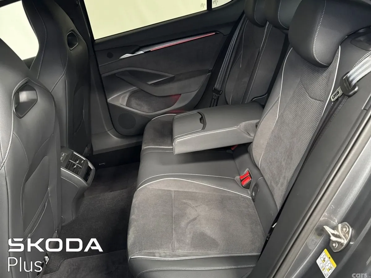 Skoda Superb Saloon, Diesel, 2026, Grey