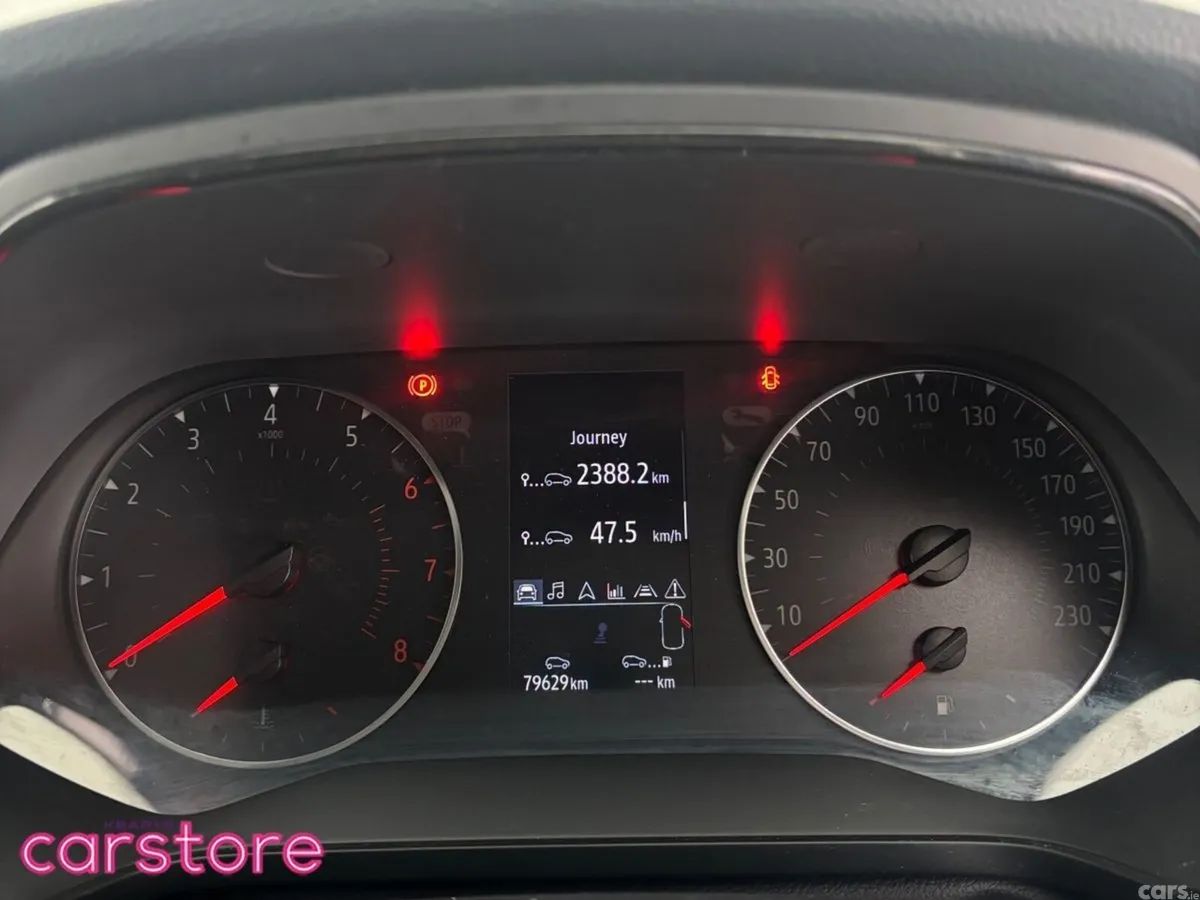 Renault Captur Hatchback, Petrol, 2024, White