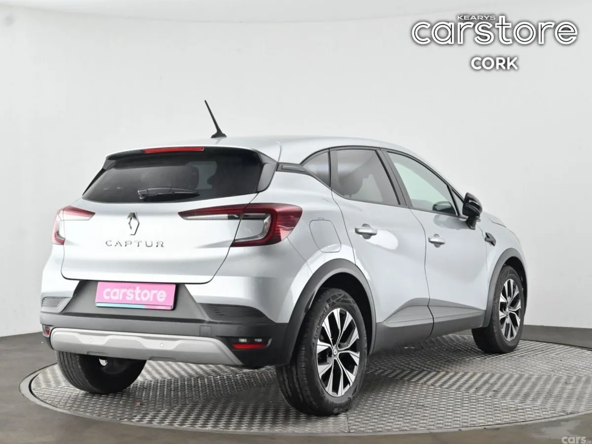 Renault Captur Hatchback, Petrol, 2024, Grey