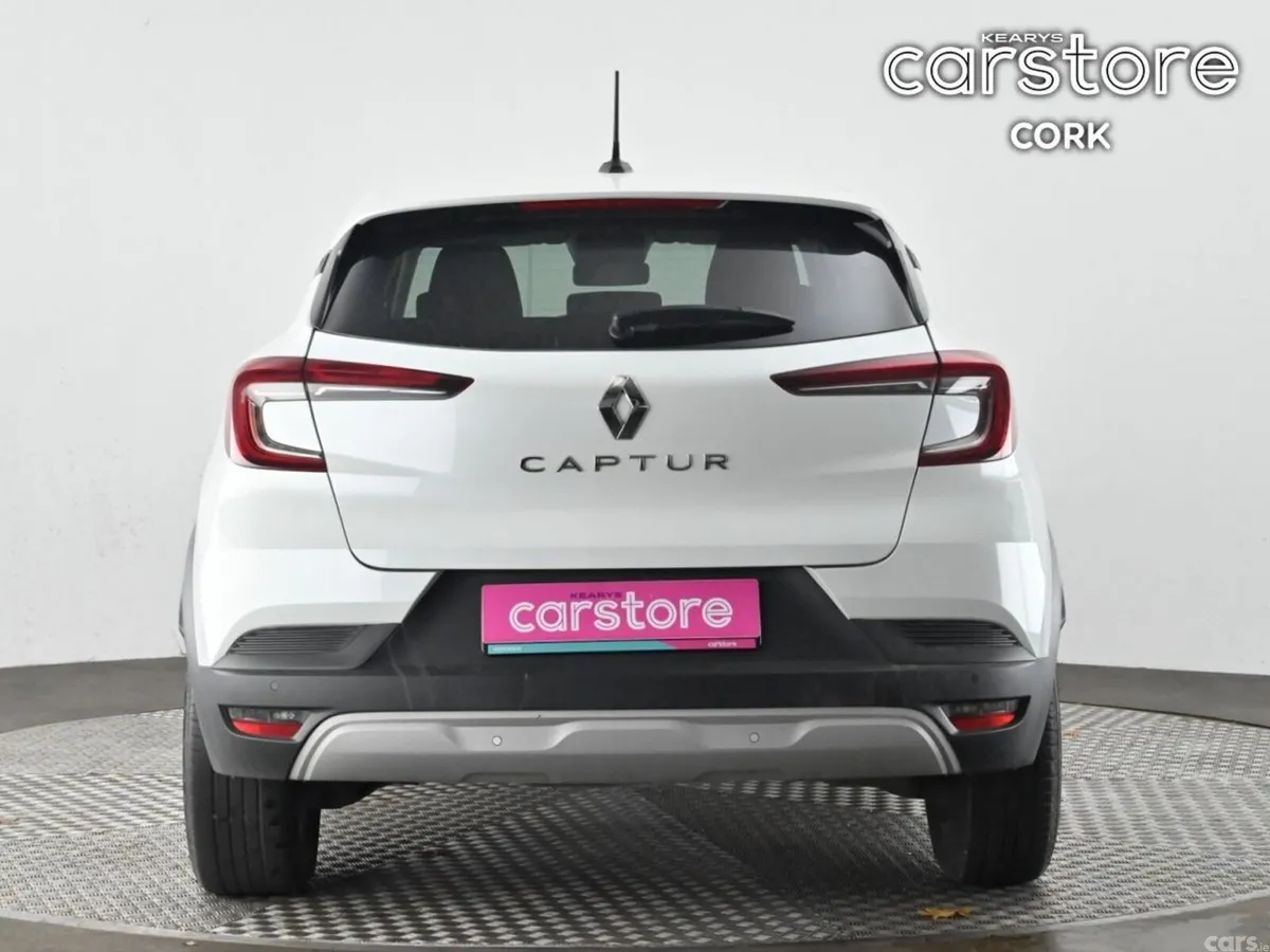 Renault Captur Hatchback, Petrol, 2024, White