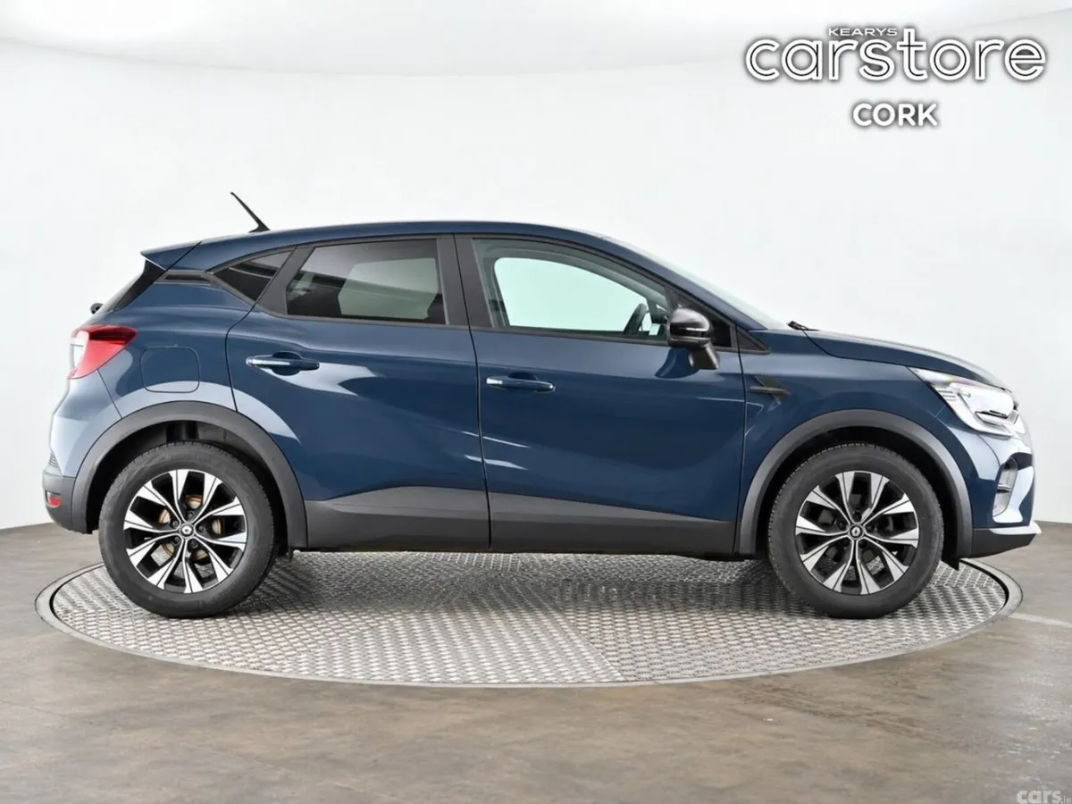Renault Captur Hatchback, Petrol, 2024, Blue