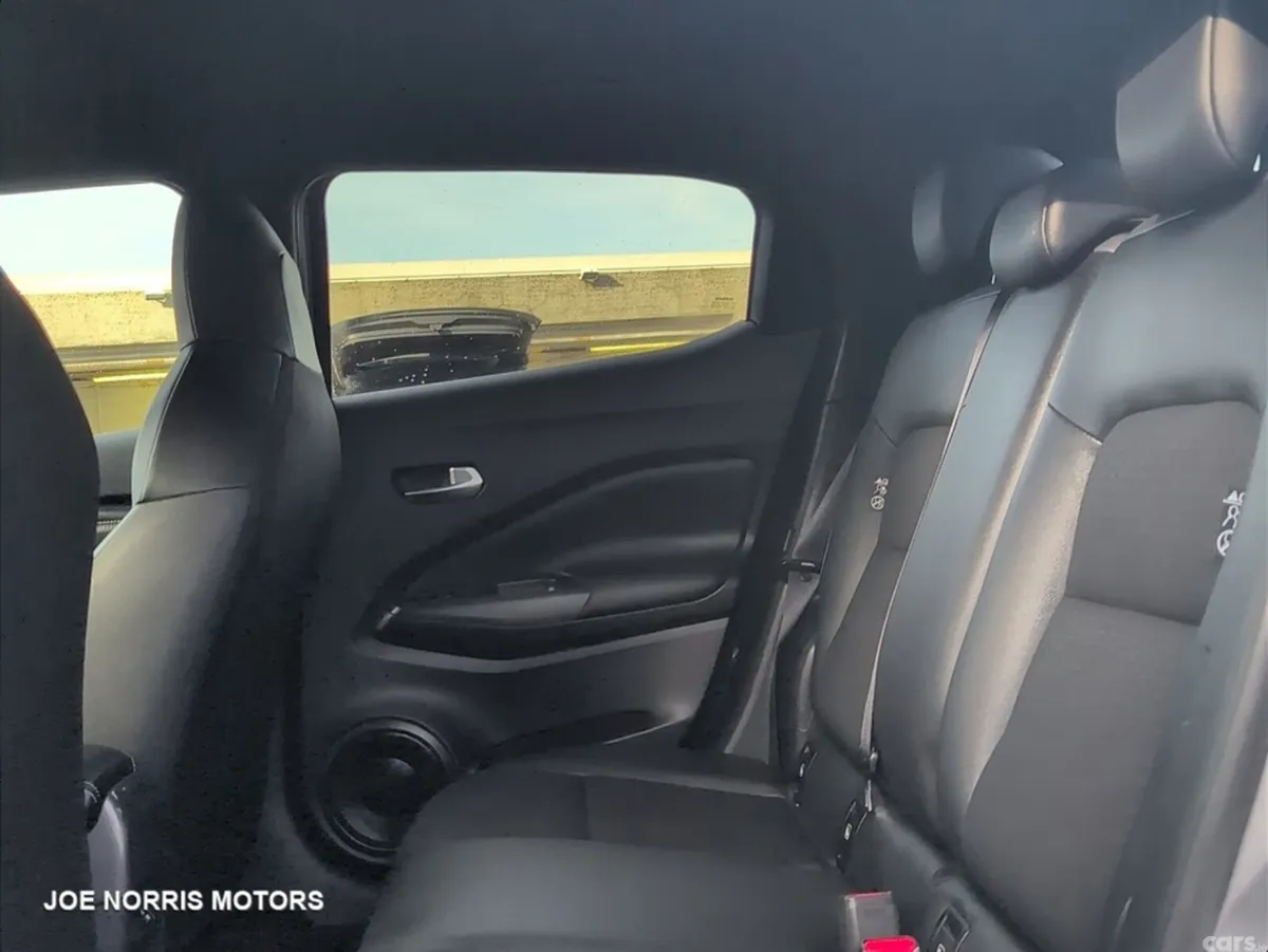 Nissan Juke MPV, Petrol, 2023, Grey