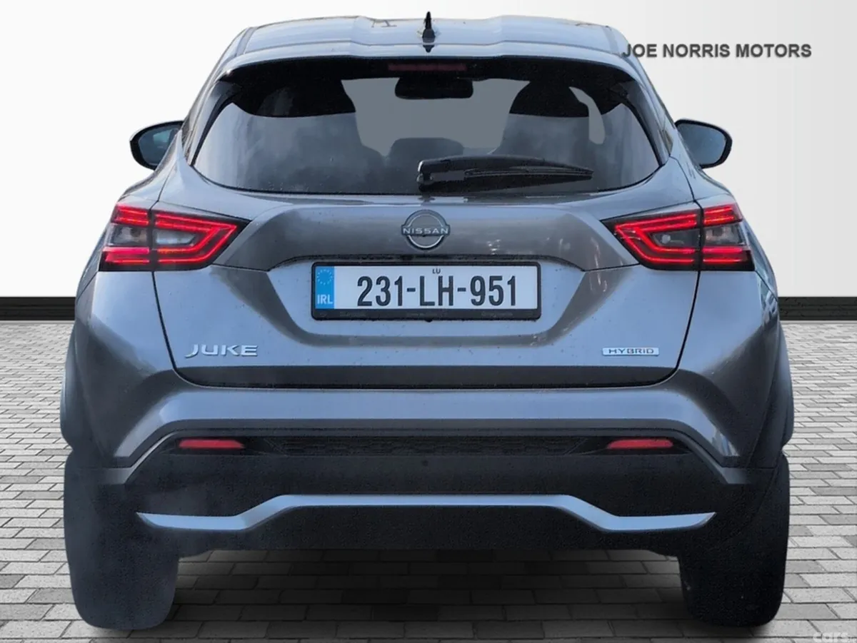 Nissan Juke MPV, Petrol, 2023, Grey