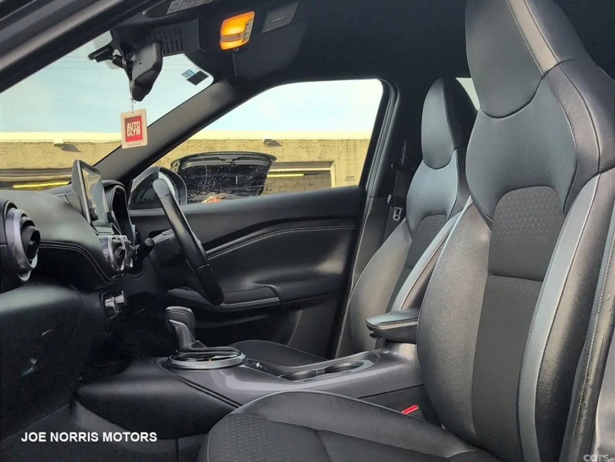 Nissan Juke MPV, Petrol, 2023, Grey