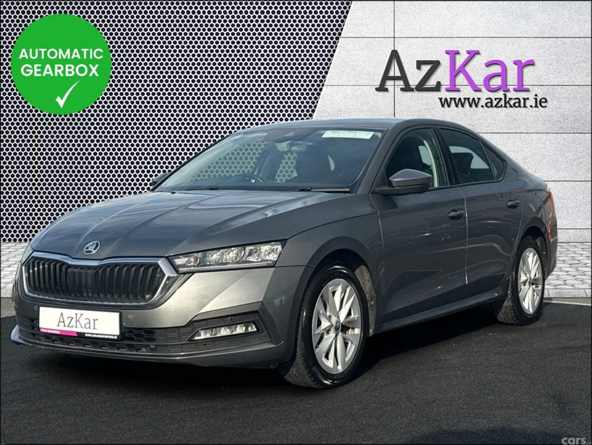 Skoda Octavia Hatchback, Petrol Hybrid, 2024, Grey