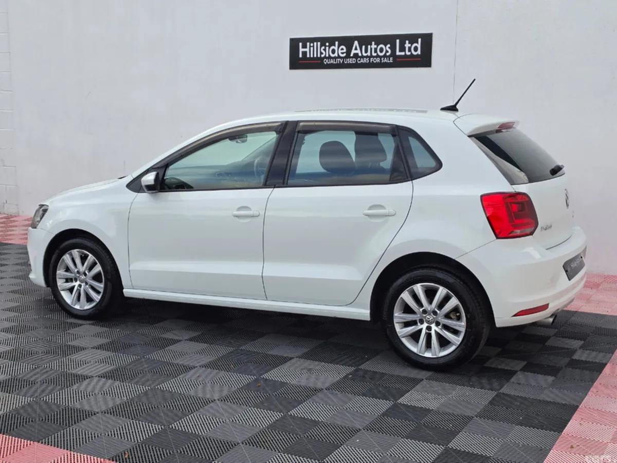 Volkswagen Polo Hatchback, Petrol, 2017, White