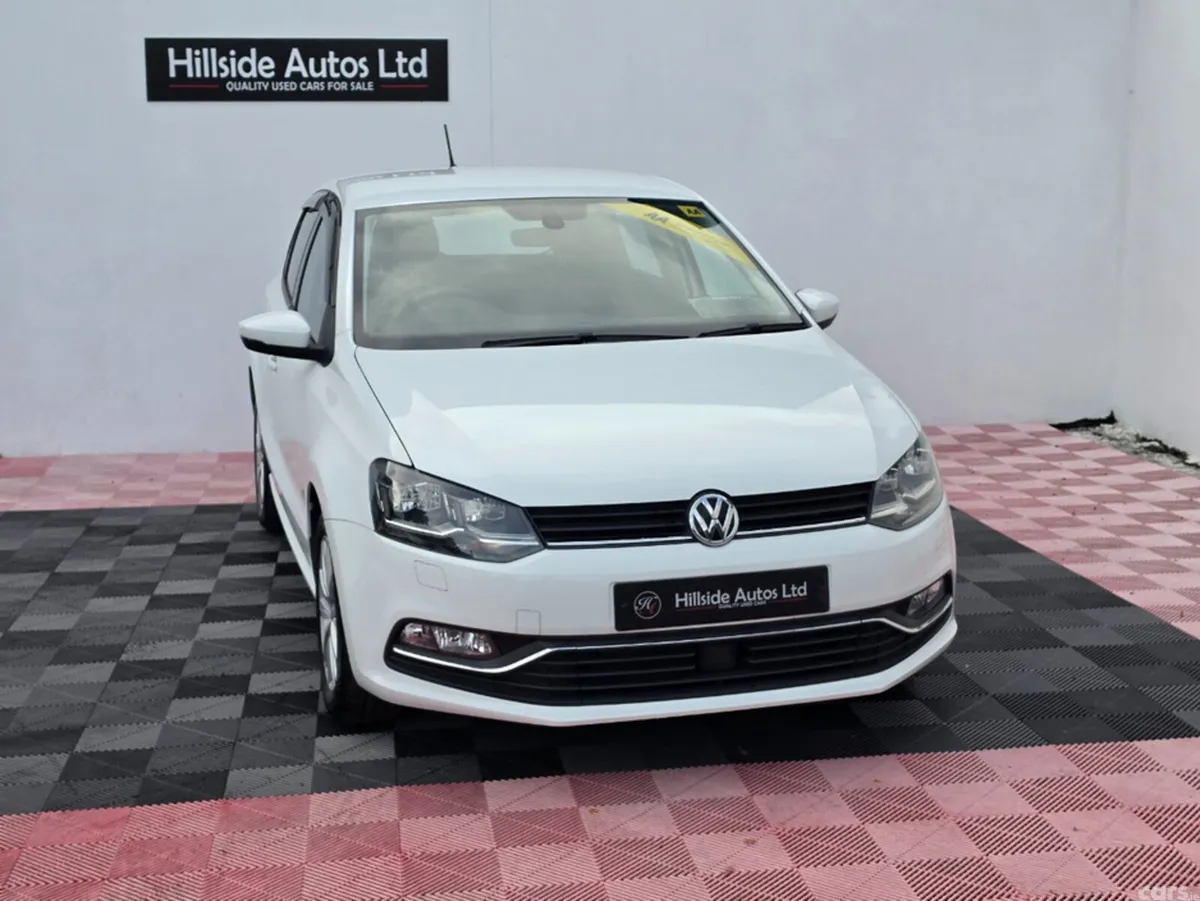 Volkswagen Polo Hatchback, Petrol, 2017, White