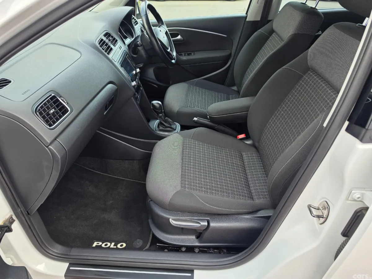 Volkswagen Polo Hatchback, Petrol, 2017, White