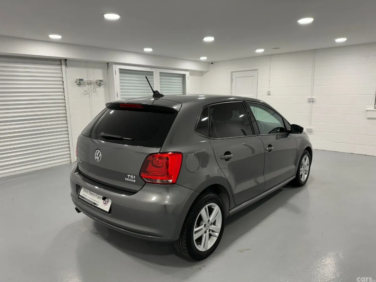 Volkswagen Polo Hatchback, Petrol, 2014, Grey