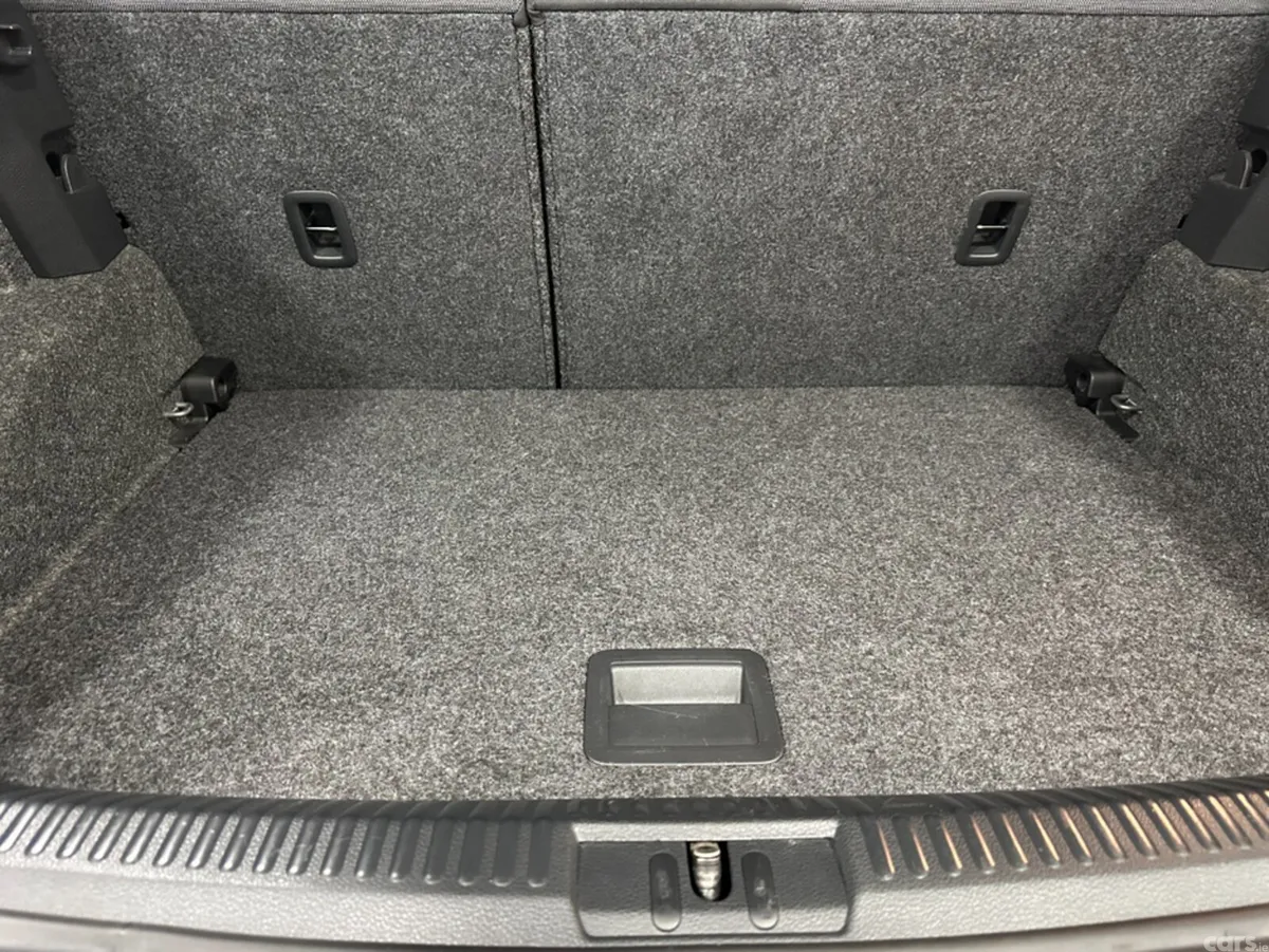 Volkswagen Polo Hatchback, Petrol, 2014, Grey