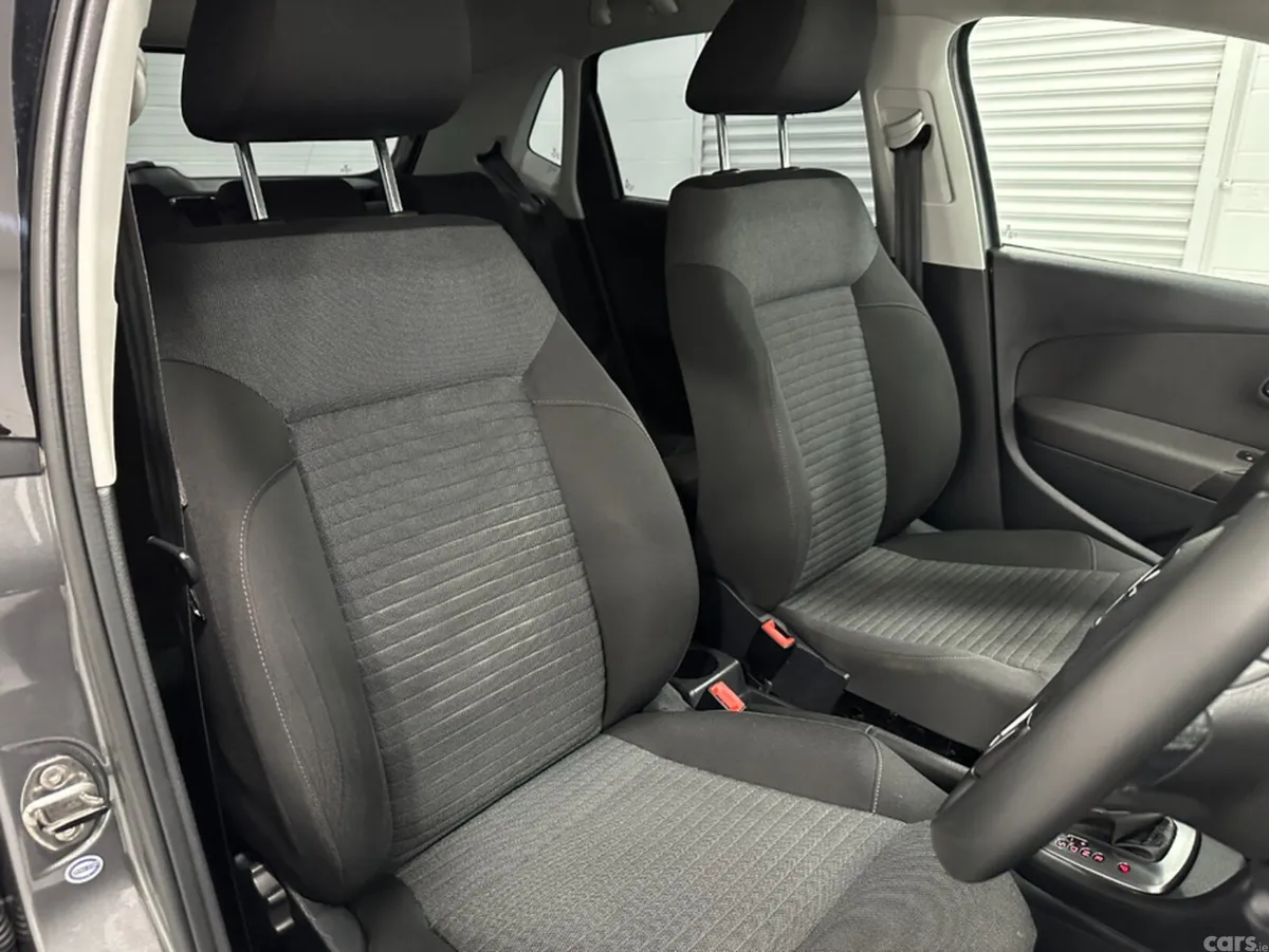 Volkswagen Polo Hatchback, Petrol, 2014, Grey