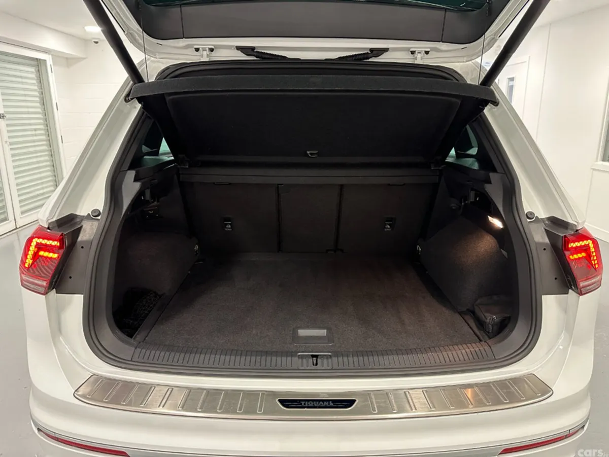 Volkswagen Tiguan SUV, Diesel, 2019, White