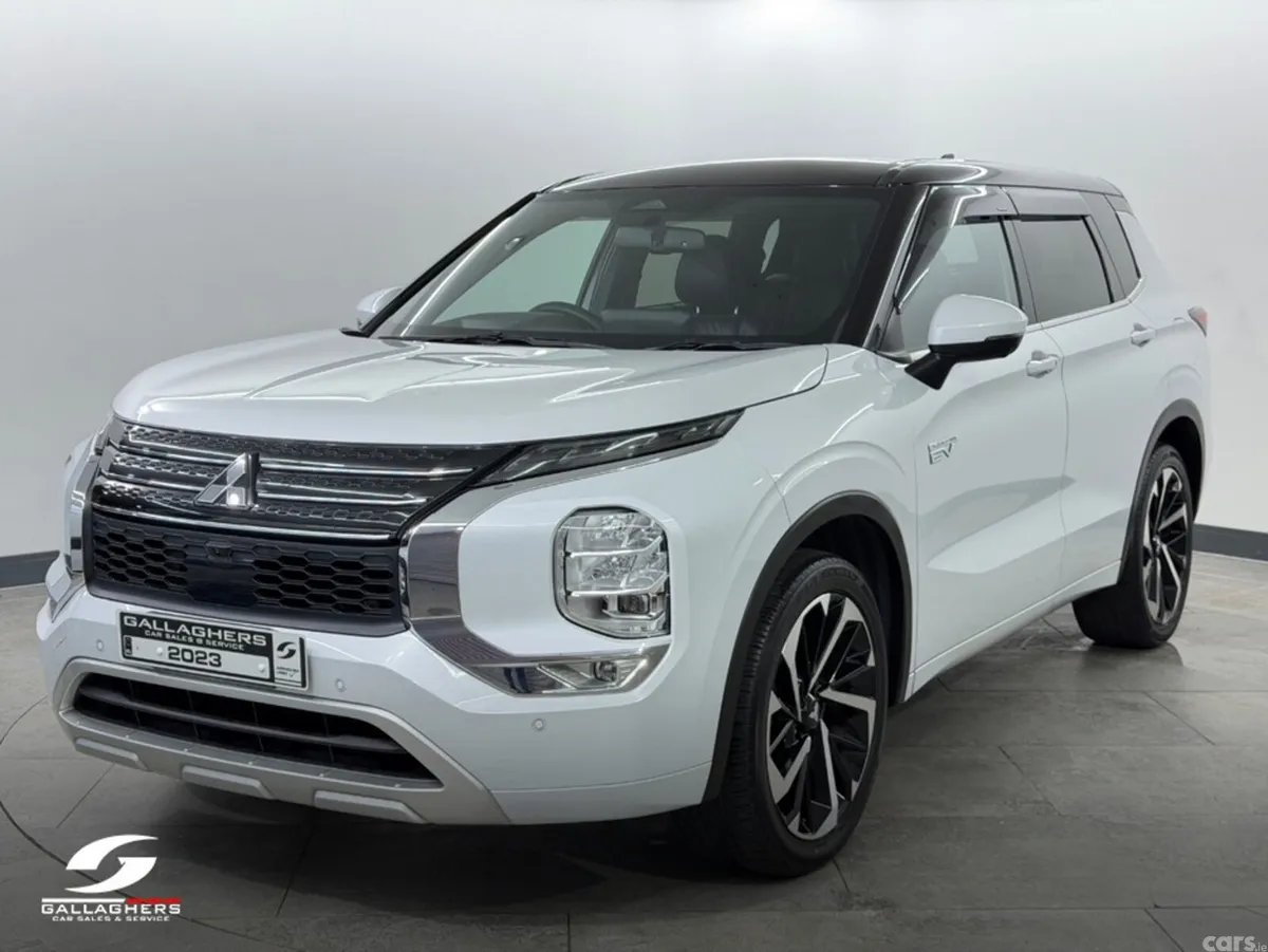 Mitsubishi Outlander SUV, Petrol Plug-in Hybrid, 2023, White