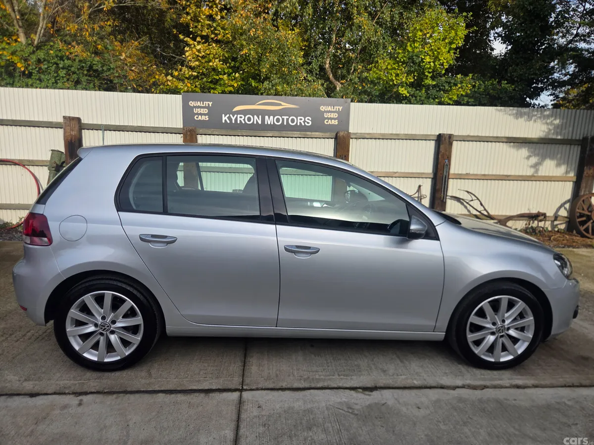 Volkswagen Golf Hatchback, Petrol, 2012, Silver