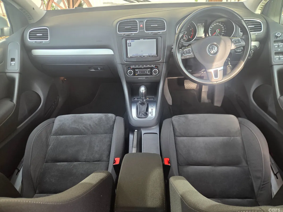 Volkswagen Golf Hatchback, Petrol, 2012, Silver