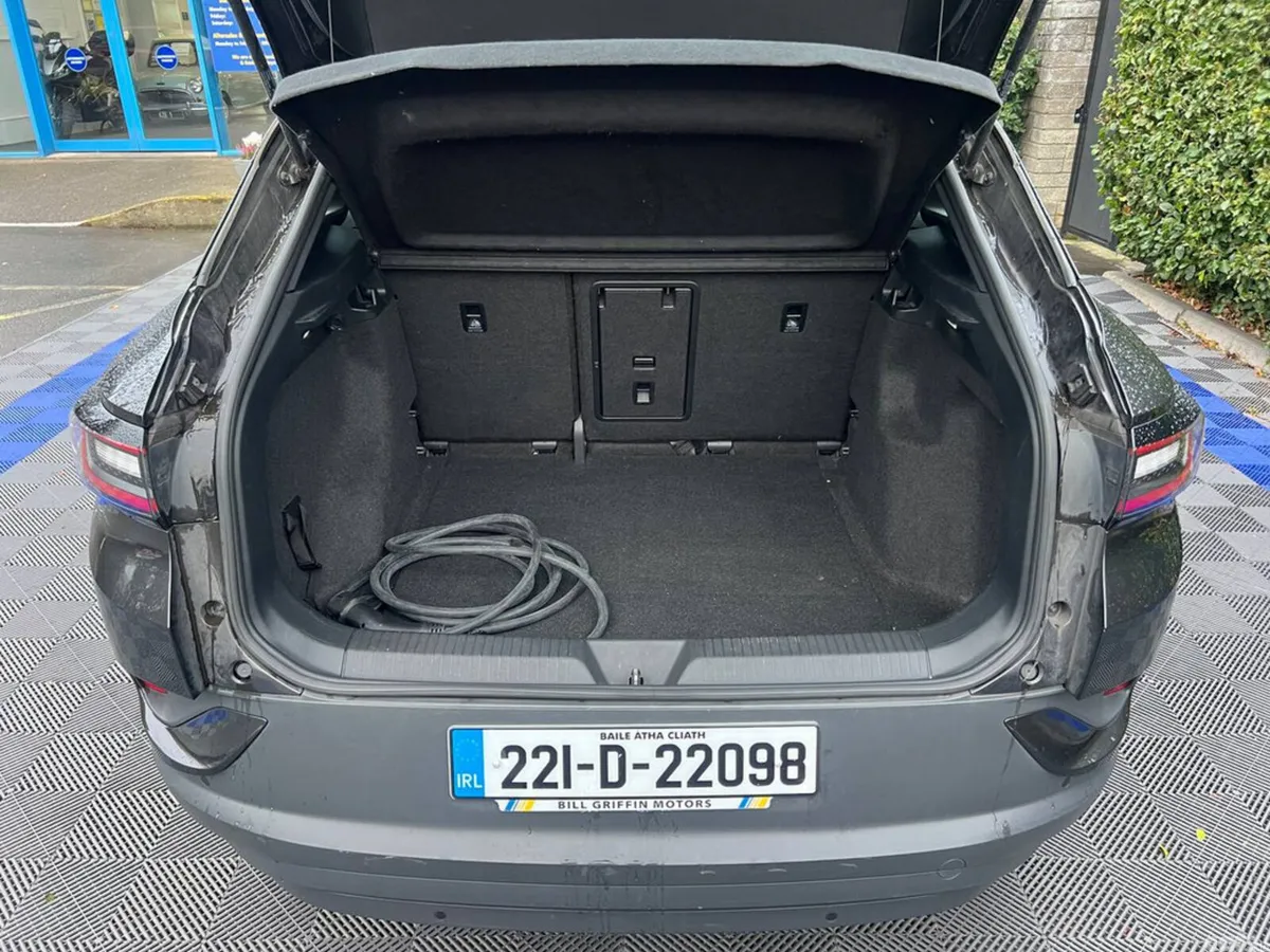 Volkswagen ID.4 Estate, Electric, 2022, Grey