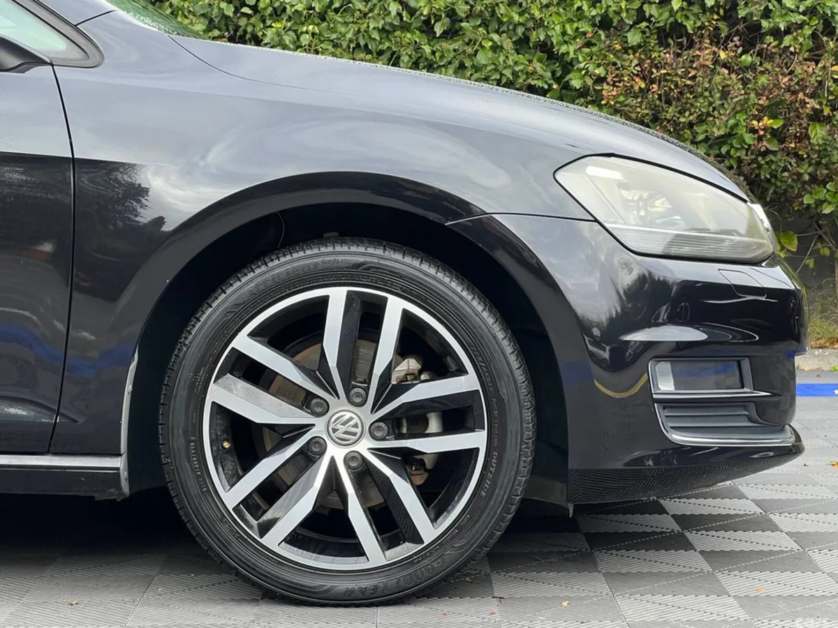 Volkswagen Golf Hatchback, Petrol, 2017, Black