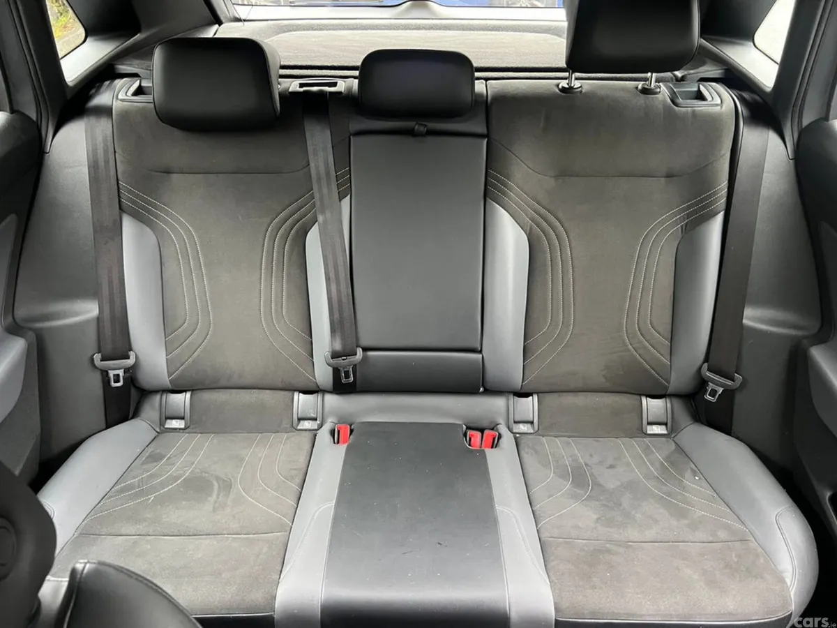 Volkswagen ID.4 Estate, Electric, 2023, Grey