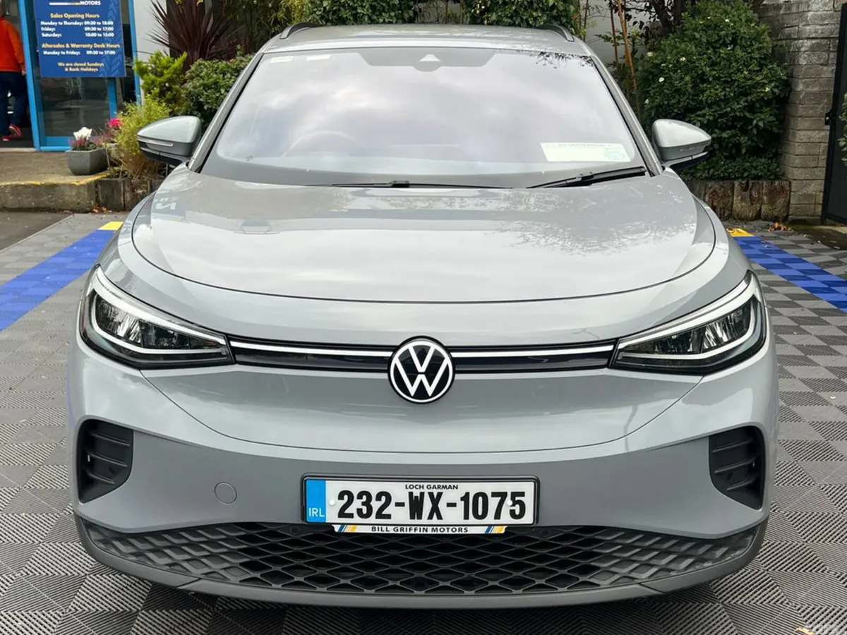 Volkswagen ID.4 Estate, Electric, 2023, Grey