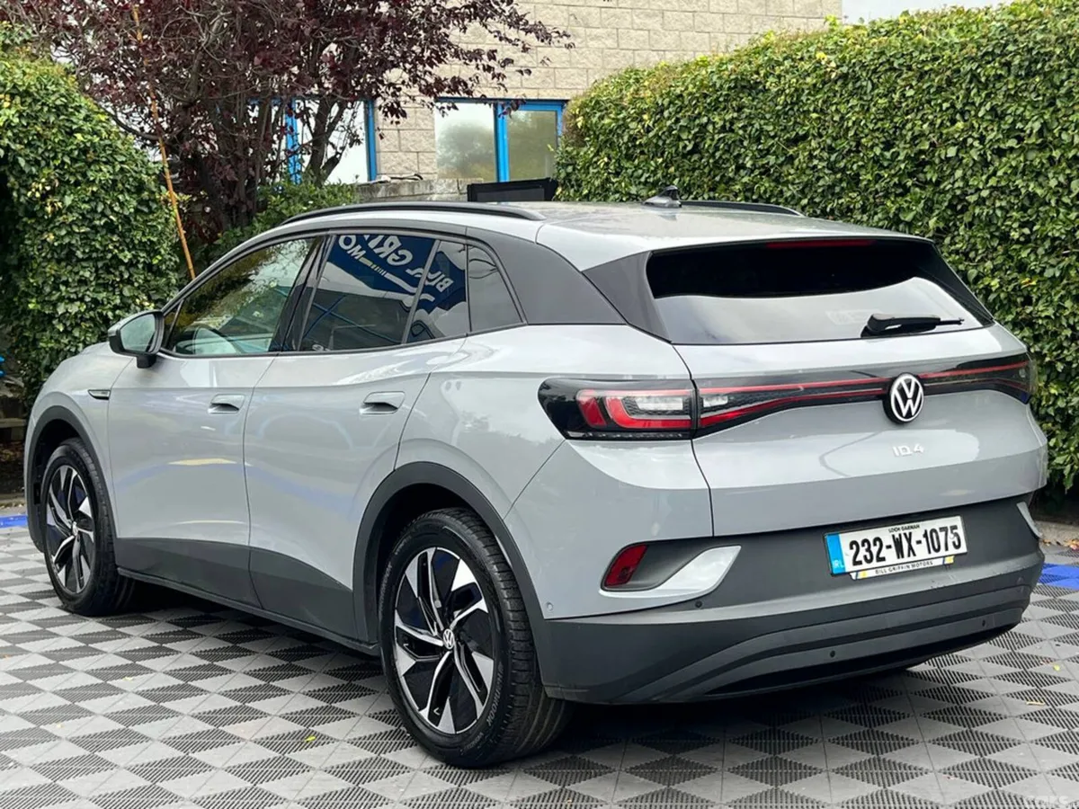 Volkswagen ID.4 Estate, Electric, 2023, Grey