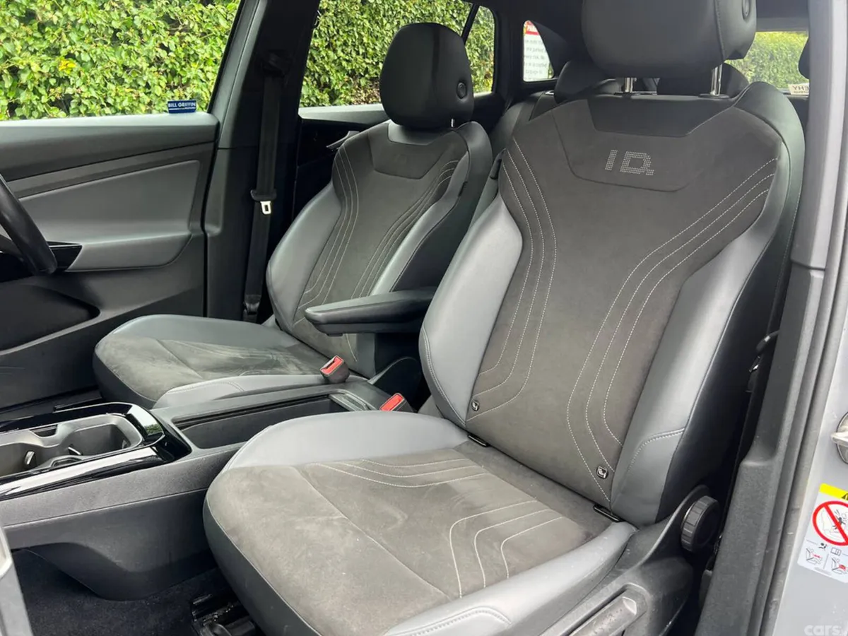 Volkswagen ID.4 Estate, Electric, 2023, Grey