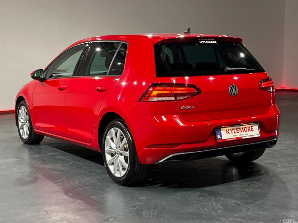 Volkswagen Golf Hatchback, Petrol, 2018, Red