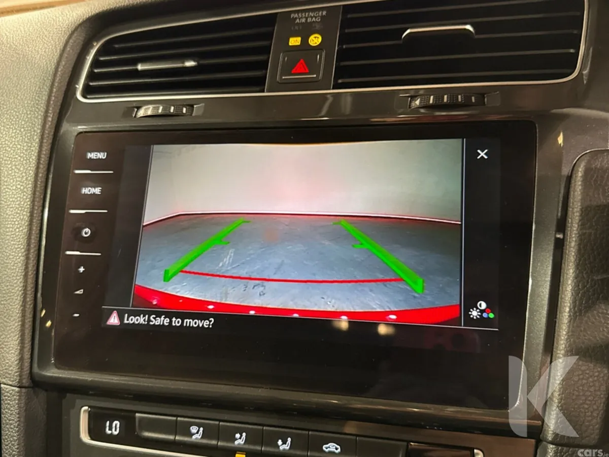 Volkswagen Golf Hatchback, Petrol, 2018, Red