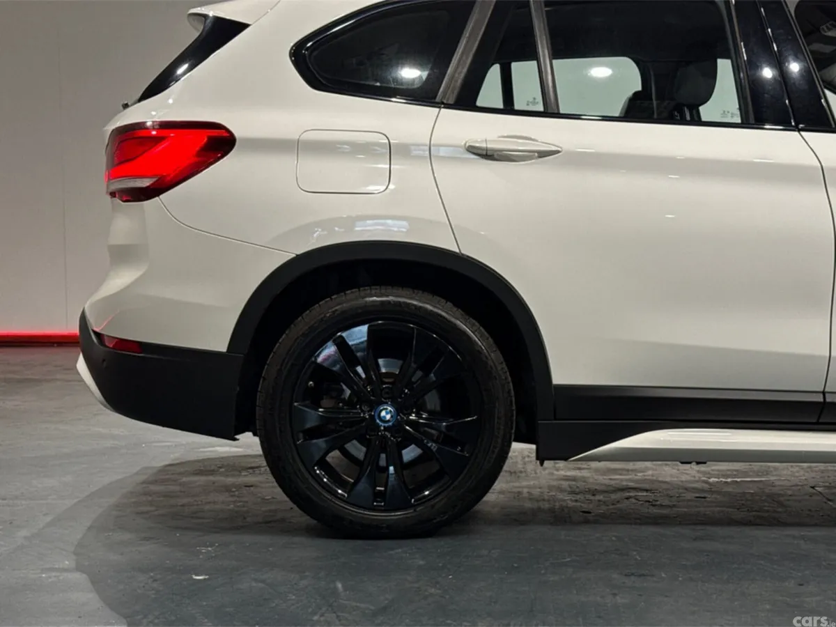 BMW X1 SUV, Petrol Plug-in Hybrid, 2022, White