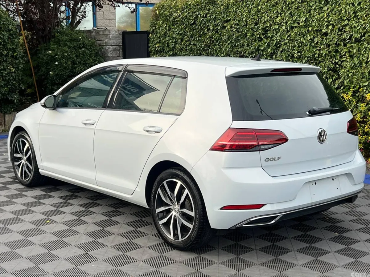 Volkswagen Golf Hatchback, Petrol, 2018, Grey