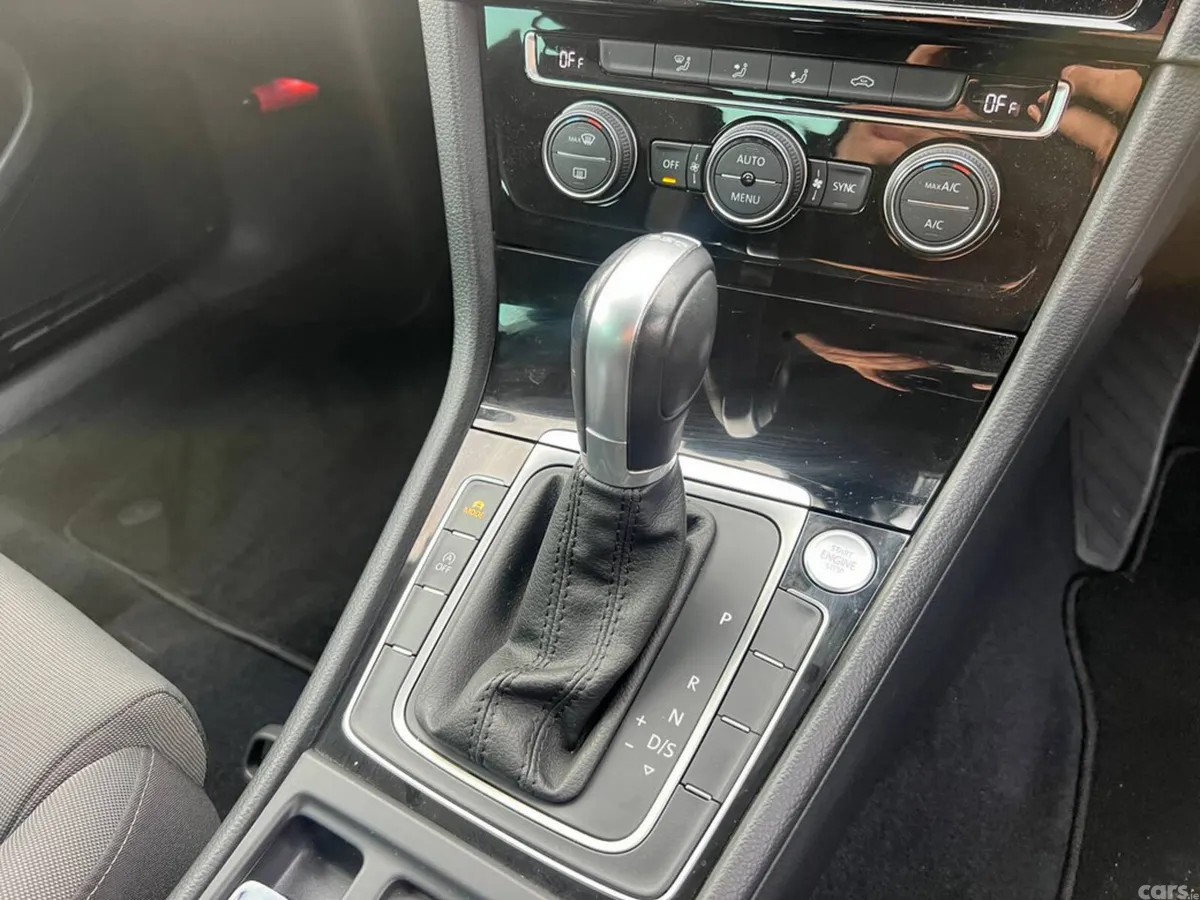 Volkswagen Golf Hatchback, Petrol, 2018, Grey
