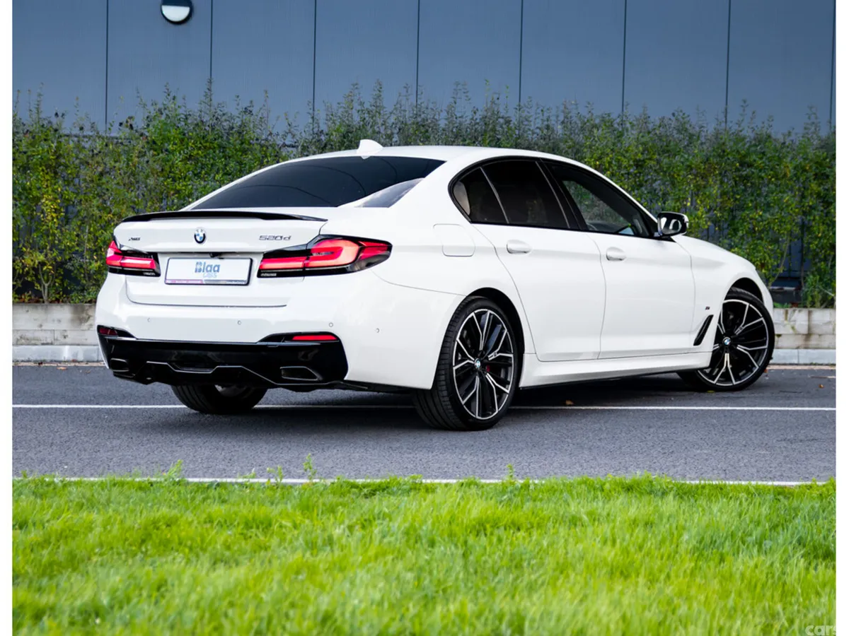BMW 5-Series Saloon, Diesel Hybrid, 2020, White