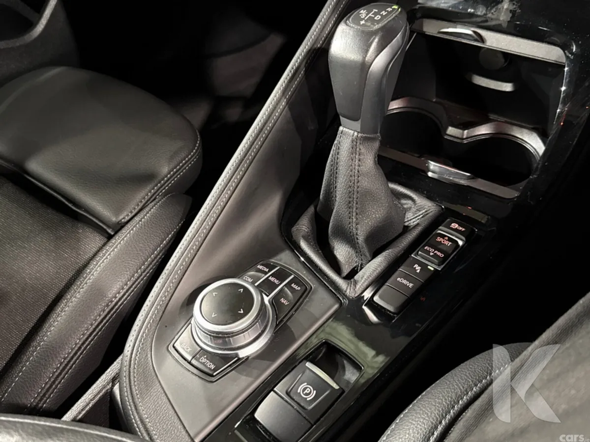 BMW X1 SUV, Petrol Plug-in Hybrid, 2022, White